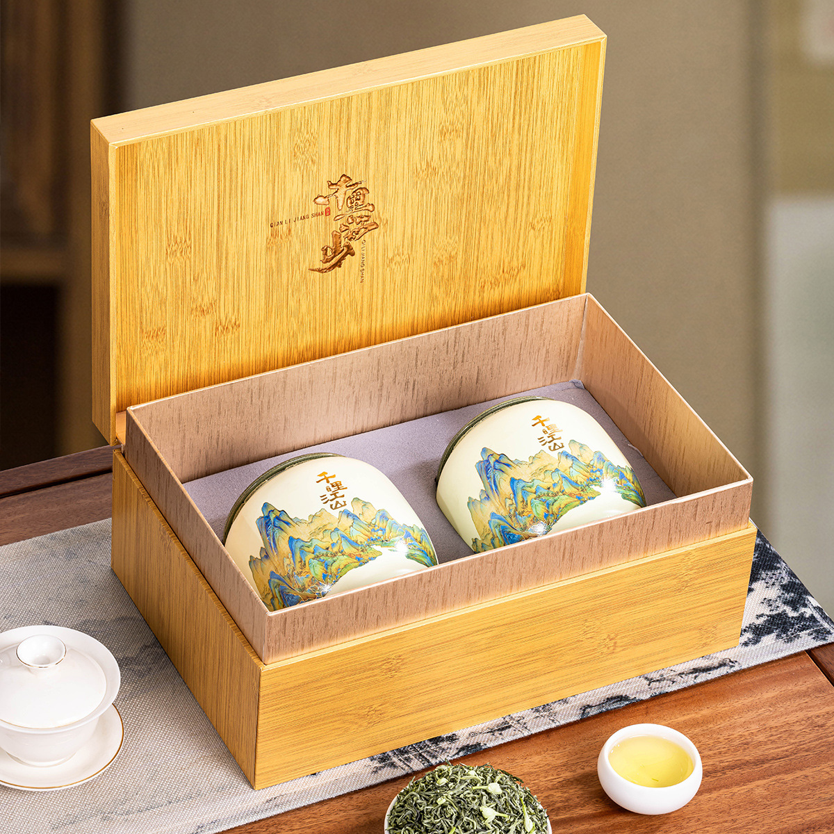Open jasmine tea gift box