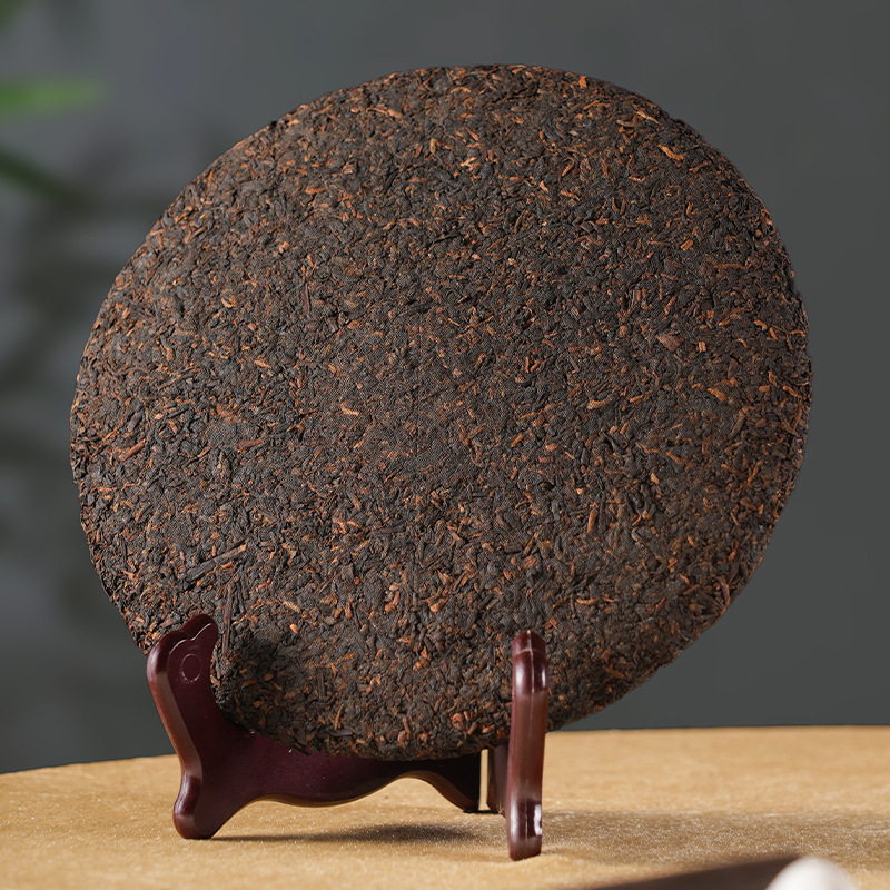 Ripe Pu'er tea cake