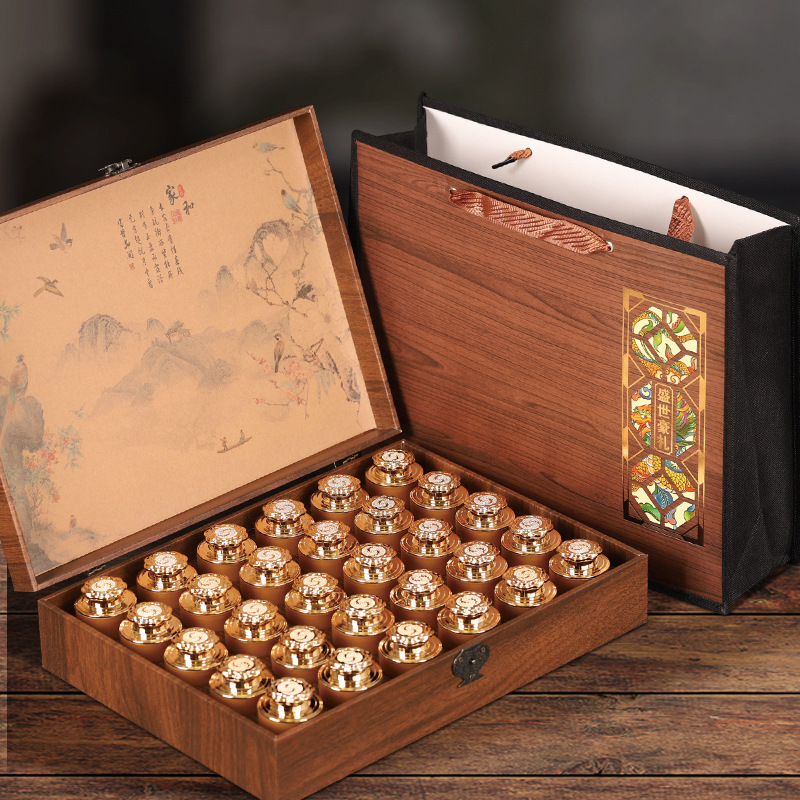 Jin Jun Mei black tea wooden gift box with small tins